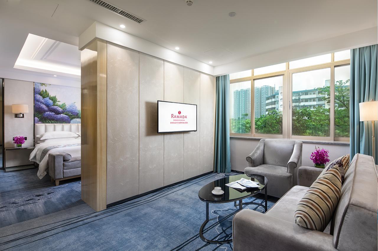 Ramada Shenzhen Baoan Hotel Bagian luar foto